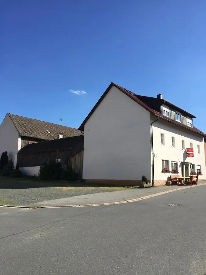 Apartment Gasthaus Riebel Kirchendemenreuth Germany
