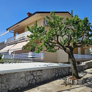 Pavlovic Apartment Krk Town